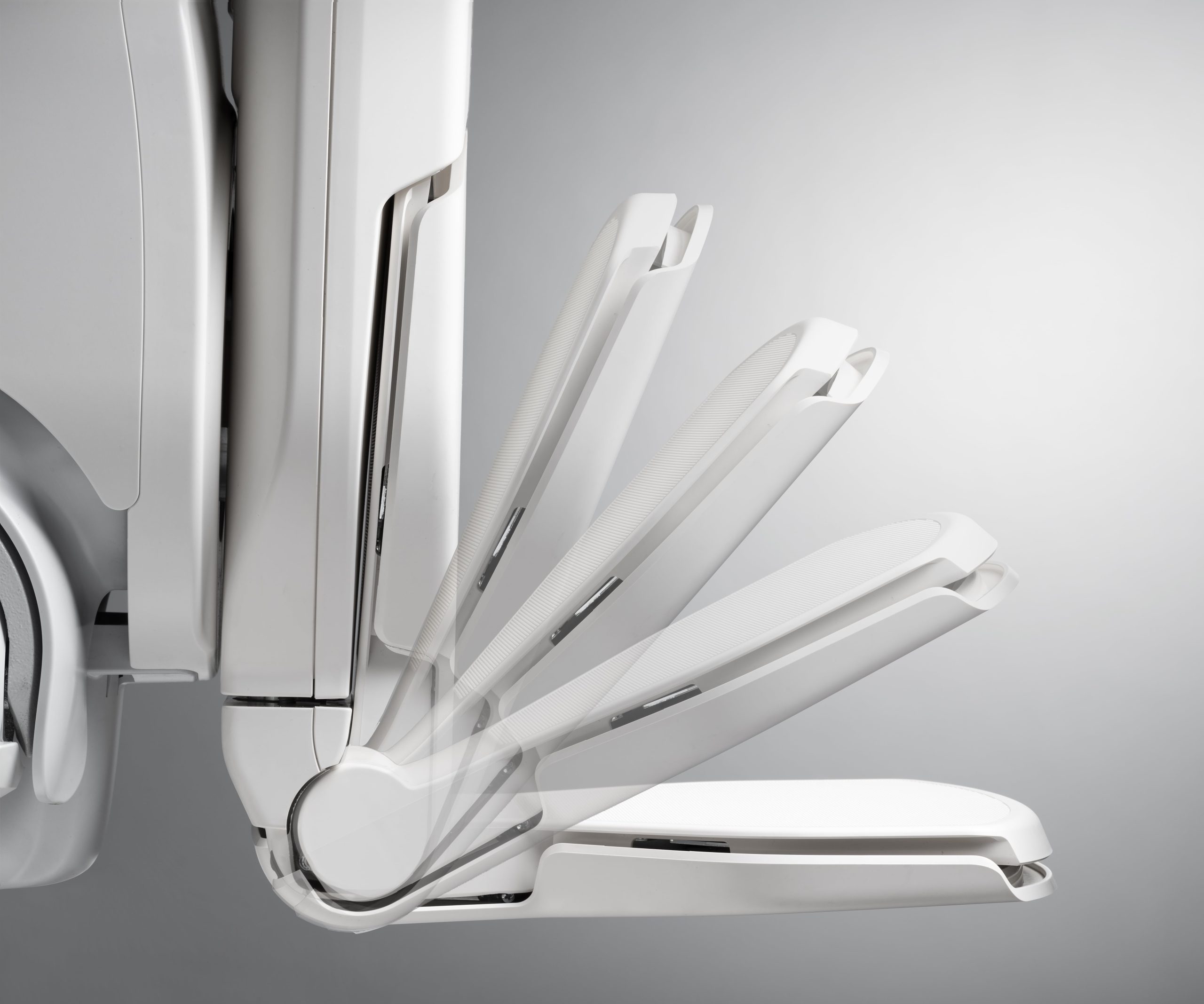 Otolift Modul-Air Smart curved stairlift powered footrest in motion