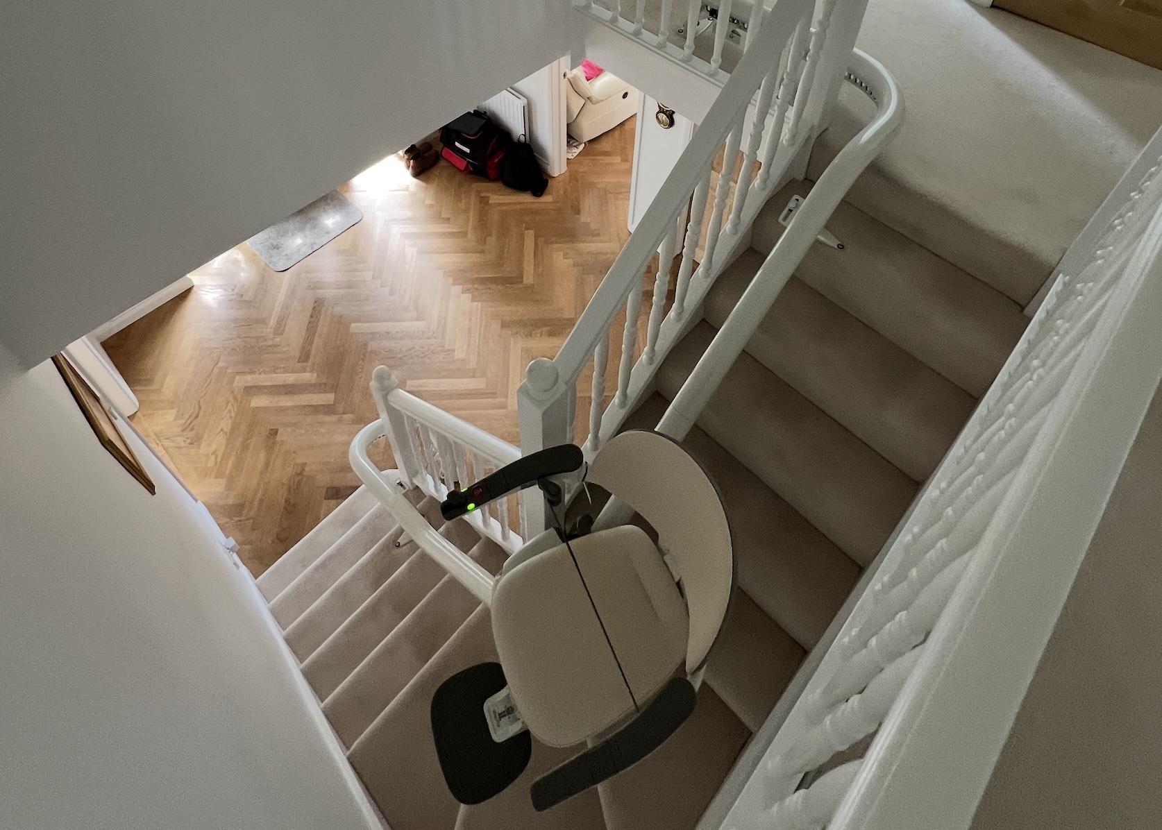 Can You Fit a Stairlift on Narrow Stairs? How We Installed One Without Blocking the Staircase (Specialist Stairlifts blog head image showing overview of Flow X on narrow stairs)